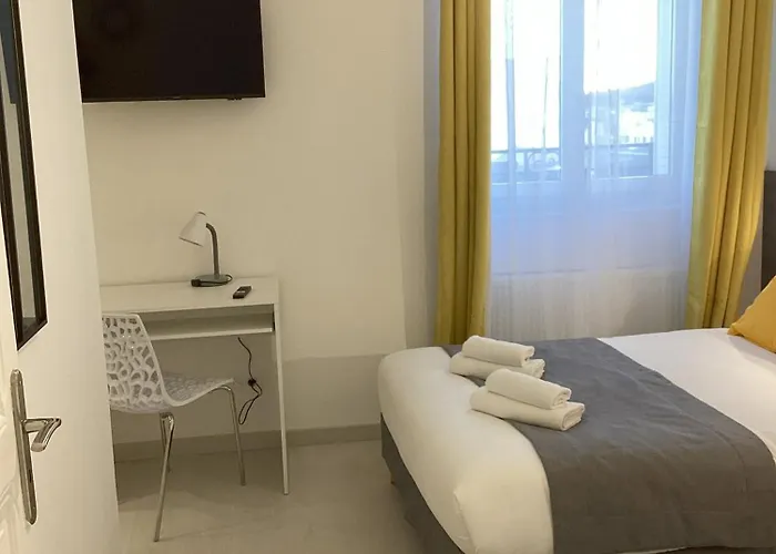 Somea 110m2 Climatisé, Parking, Proche Sanctuaire Appartement