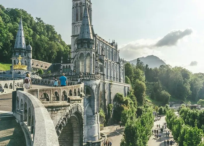 Somea 110m2 Climatisé, Parking, Proche Sanctuaire * Lourdes