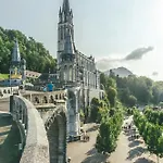 Somea 110m2 Climatise, Parking, Proche Sanctuaire * Lourdes