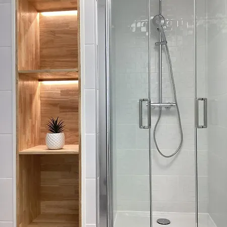Apartamento Somea 110m2 Climatise, Parking, Proche Sanctuaire