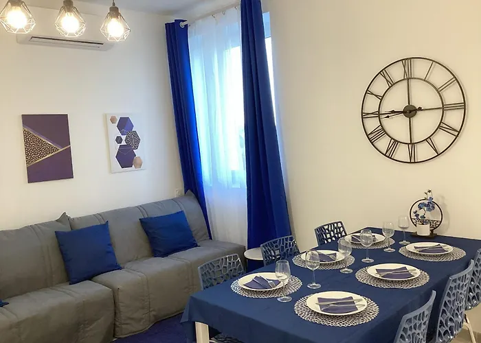 Somea 110m2 Climatise, Parking, Proche Sanctuaire Apartment